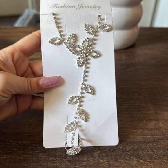 Beach Wedding Jewelry Anklet with Rhinestone Toe Ring Leaf Bridal Toe - Picture 6 of 9